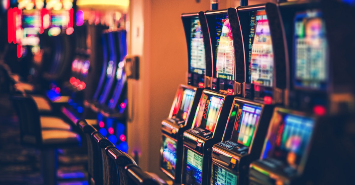 How Slots Use Game Mechanics to Enhance the Gambling Experience